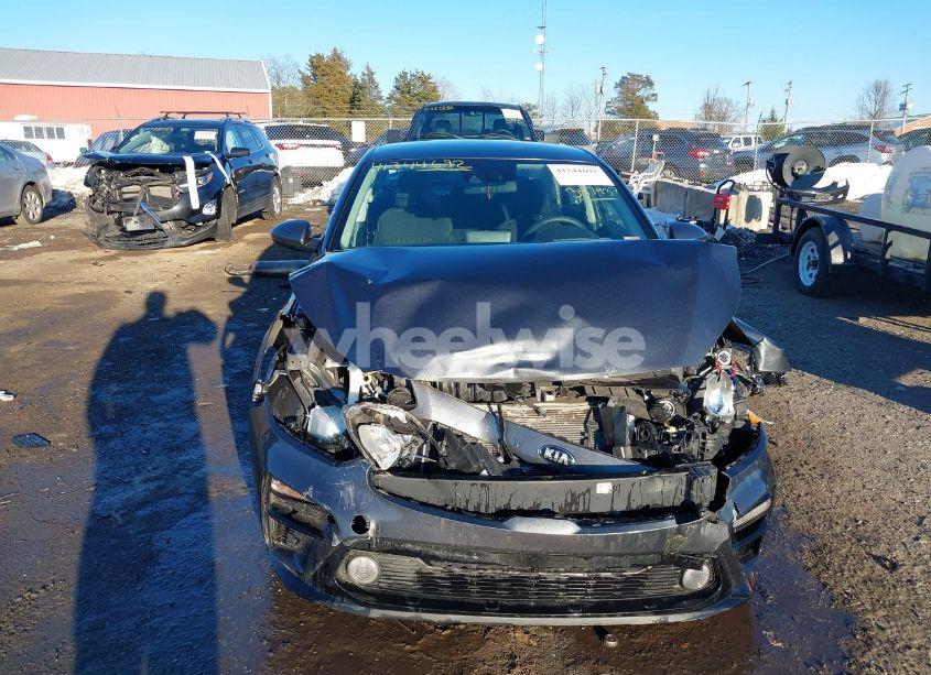 Photo 13 of 2021 Kia Forte LXS (VIN 3KPF24AD4ME387937)