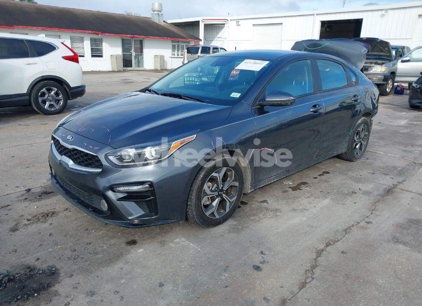 Photo 2 of 2021 Kia Forte LXS (VIN 3KPF24AD4ME390529)
