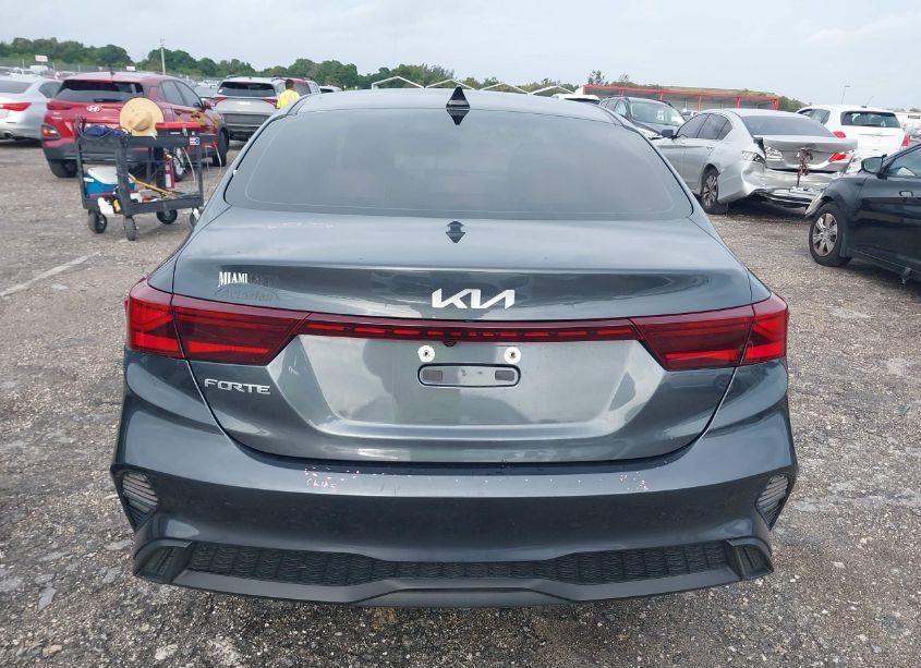 Photo 16 of 2022 Kia Forte LXS (VIN 3KPF24AD4NE419111)