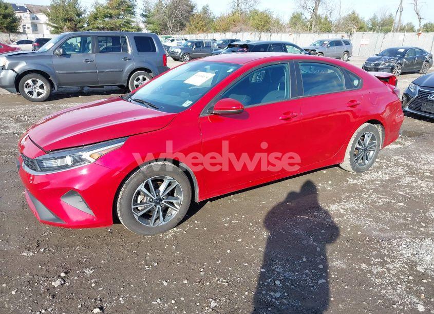 Photo 2 of 2022 Kia Forte LXS (VIN 3KPF24AD4NE446938)