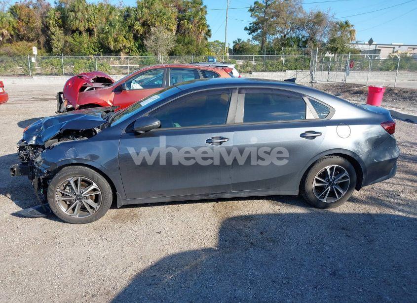 Photo 15 of 2022 Kia Forte LXS (VIN 3KPF24AD4NE472049)