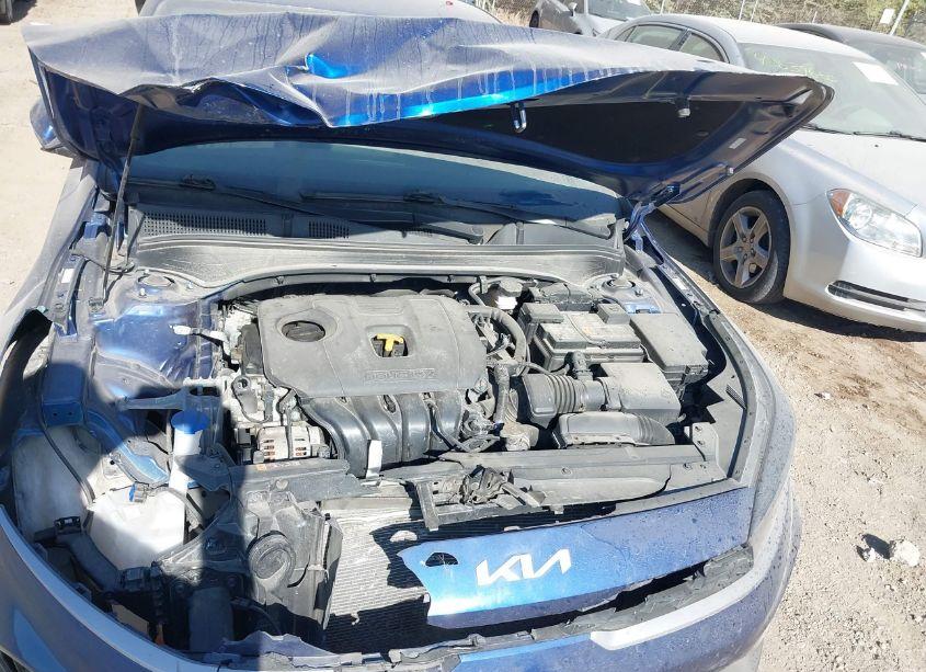 Photo 10 of 2022 Kia Forte LXS (VIN 3KPF24AD4NE472181)