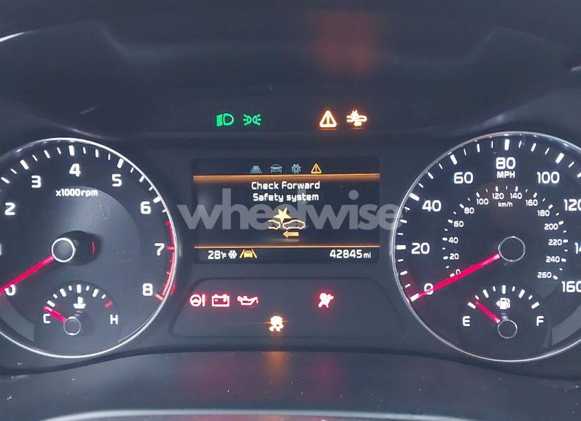 Photo 7 of 2022 Kia Forte LXS (VIN 3KPF24AD4NE476232)