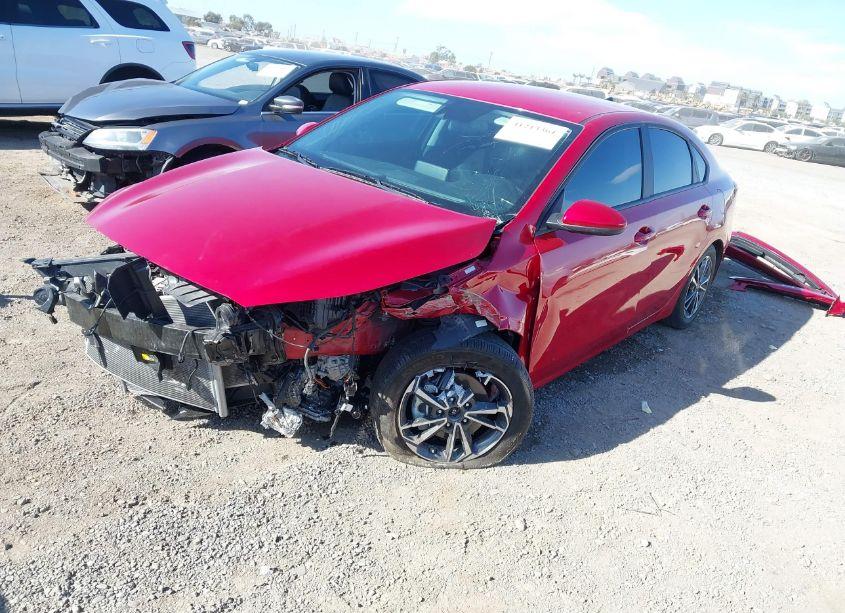 Photo 2 of 2022 Kia Forte LXS (VIN 3KPF24AD4NE493967)