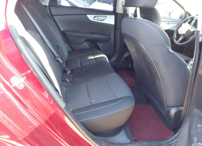 Photo 8 of 2022 Kia Forte LXS (VIN 3KPF24AD4NE493967)