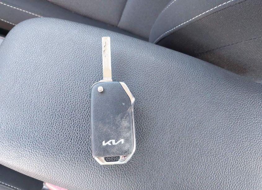 Photo 11 of 2022 Kia Forte FE (VIN 3KPF24AD4NE499963)