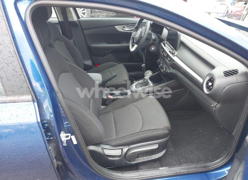 Photo 5 of 2023 Kia Forte LXS (VIN 3KPF24AD4PE504193)