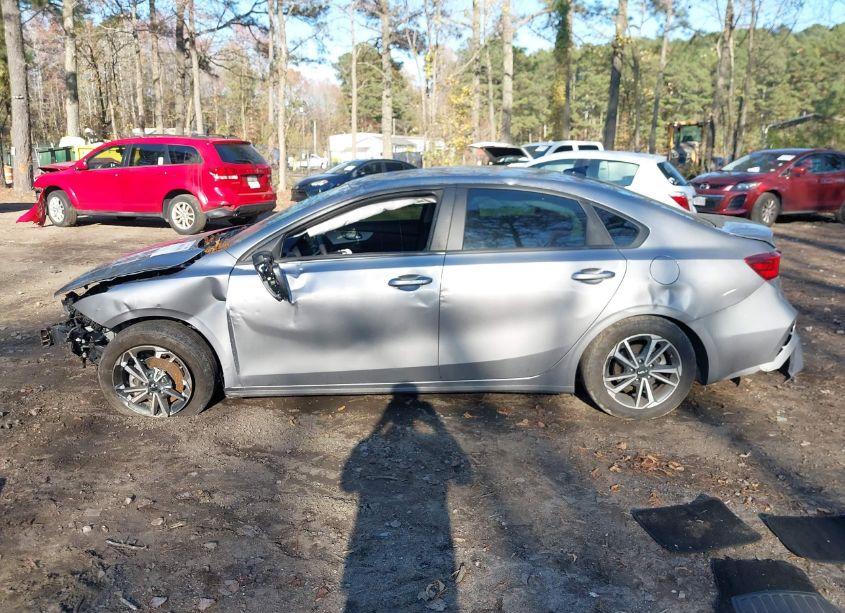 Photo 15 of 2023 Kia Forte LXS (VIN 3KPF24AD4PE552132)