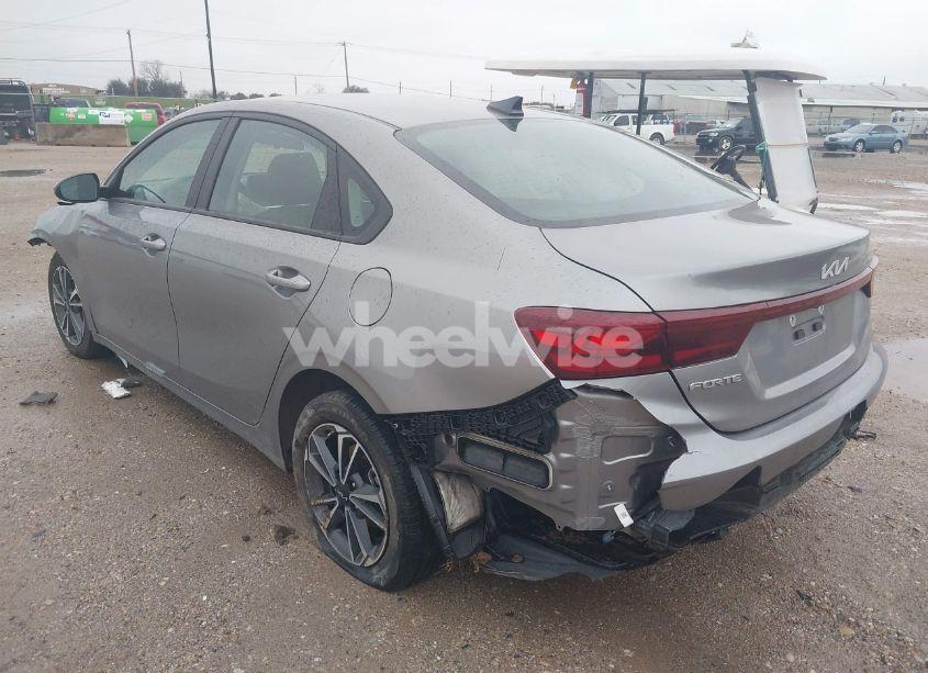 Photo 3 of 2023 Kia Forte LXS (VIN 3KPF24AD4PE600745)