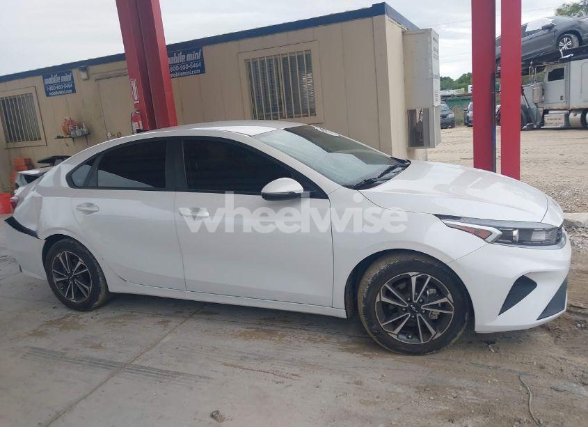 Photo 13 of 2023 Kia Forte LXS (VIN 3KPF24AD4PE612653)