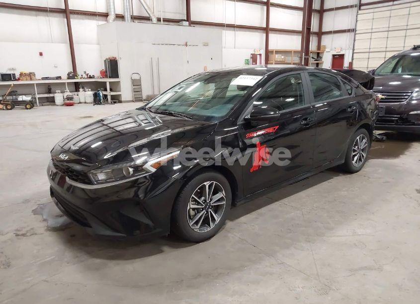 Photo 2 of 2023 Kia Forte LXS (VIN 3KPF24AD4PE646186)