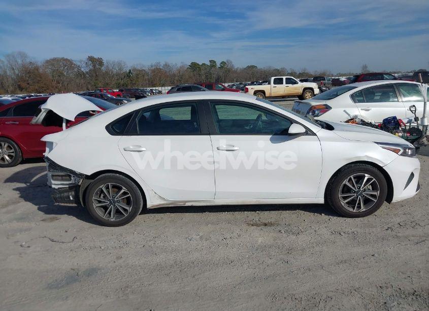 Photo 14 of 2023 Kia Forte LXS (VIN 3KPF24AD4PE651436)