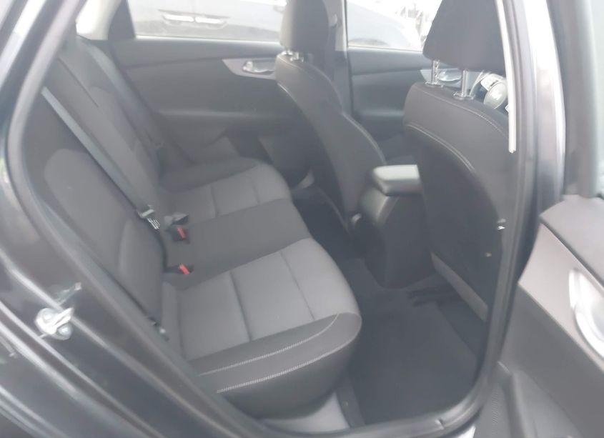 Photo 8 of 2023 Kia Forte LXS (VIN 3KPF24AD4PE657320)