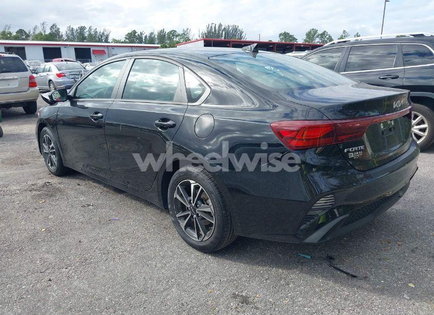 Photo 3 of 2023 Kia Forte LXS (VIN 3KPF24AD4PE675283)