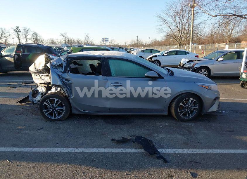 Photo 13 of 2023 Kia Forte LXS (VIN 3KPF24AD4PE676627)