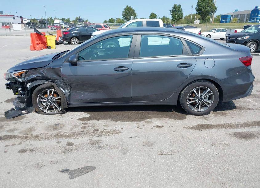 Photo 14 of 2023 Kia Forte LXS (VIN 3KPF24AD4PE688129)