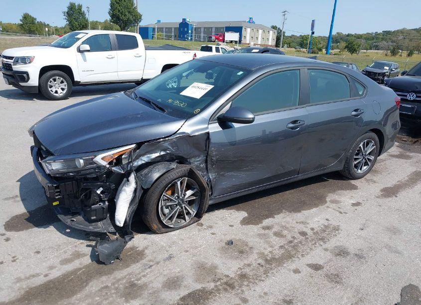 Photo 2 of 2023 Kia Forte LXS (VIN 3KPF24AD4PE688129)