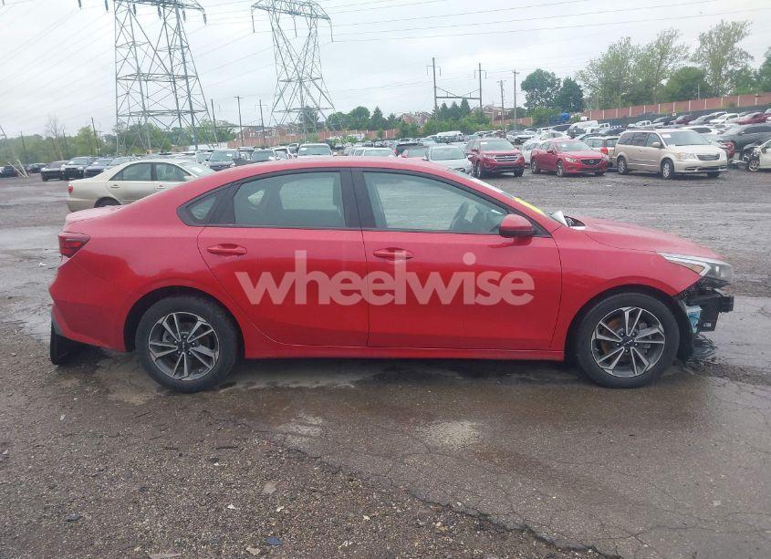 Photo 14 of 2024 Kia Forte LXS (VIN 3KPF24AD4RE698484)