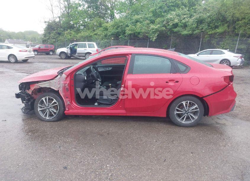 Photo 15 of 2024 Kia Forte LXS (VIN 3KPF24AD4RE698484)