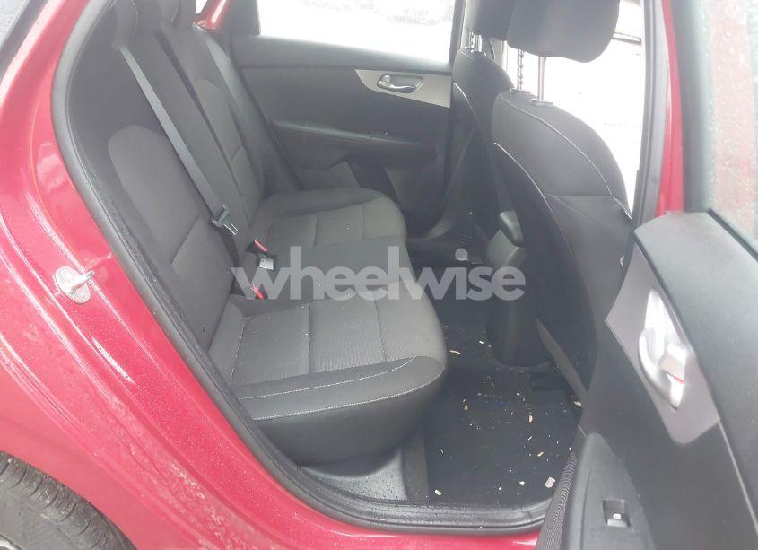 Photo 8 of 2024 Kia Forte LXS (VIN 3KPF24AD4RE698484)