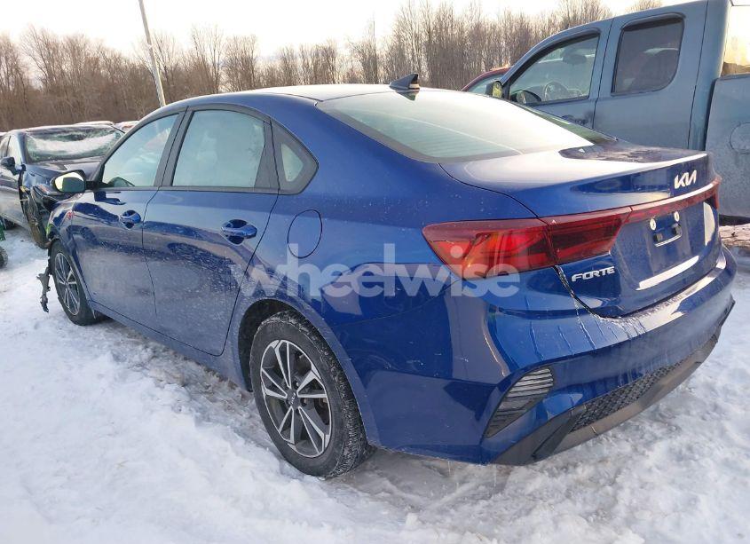 Photo 3 of 2024 Kia Forte LXS (VIN 3KPF24AD4RE700394)