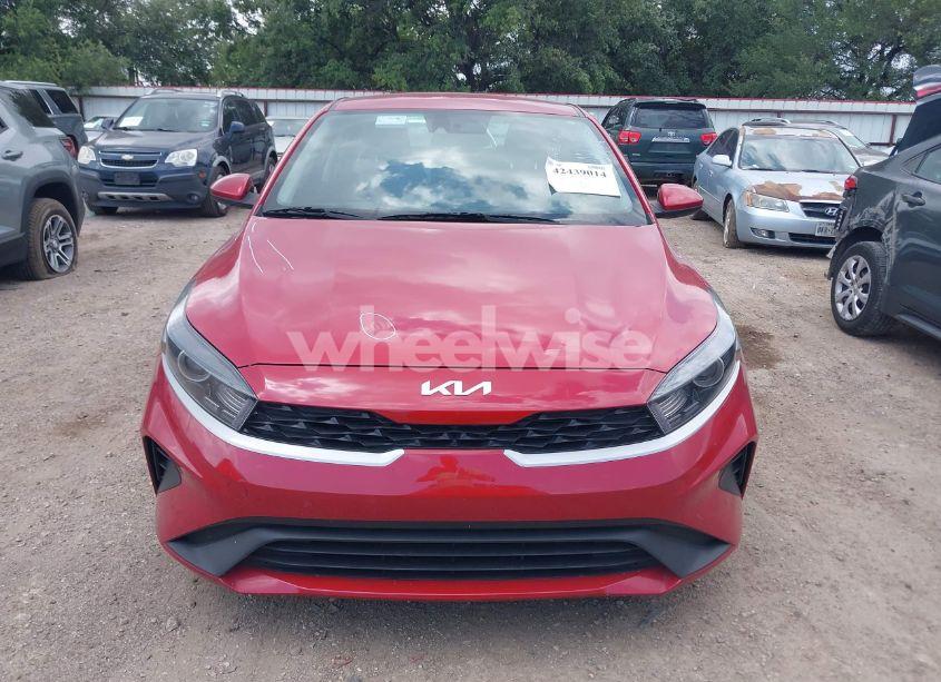 Photo 13 of 2024 Kia Forte LXS (VIN 3KPF24AD4RE712481)