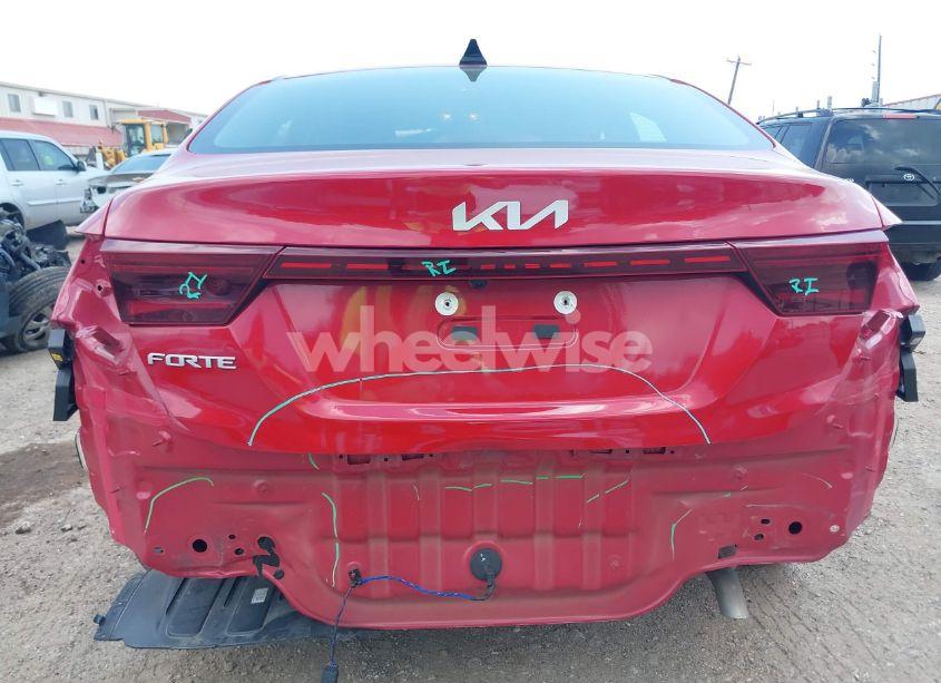 Photo 6 of 2024 Kia Forte LXS (VIN 3KPF24AD4RE712481)