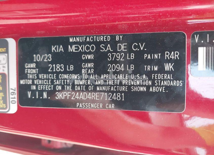Photo 9 of 2024 Kia Forte LXS (VIN 3KPF24AD4RE712481)