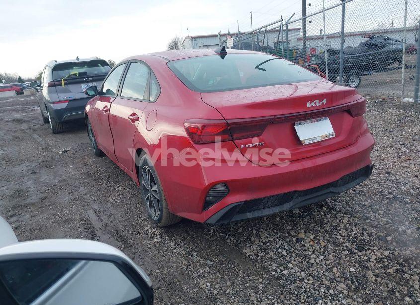 Photo 3 of 2024 Kia Forte LXS (VIN 3KPF24AD4RE712495)