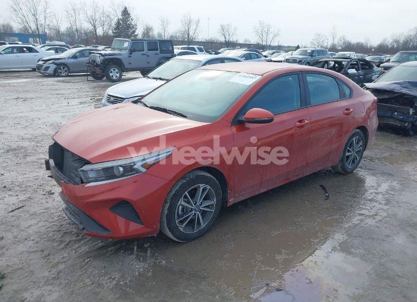 Photo 2 of 2024 Kia Forte LXS (VIN 3KPF24AD4RE726901)