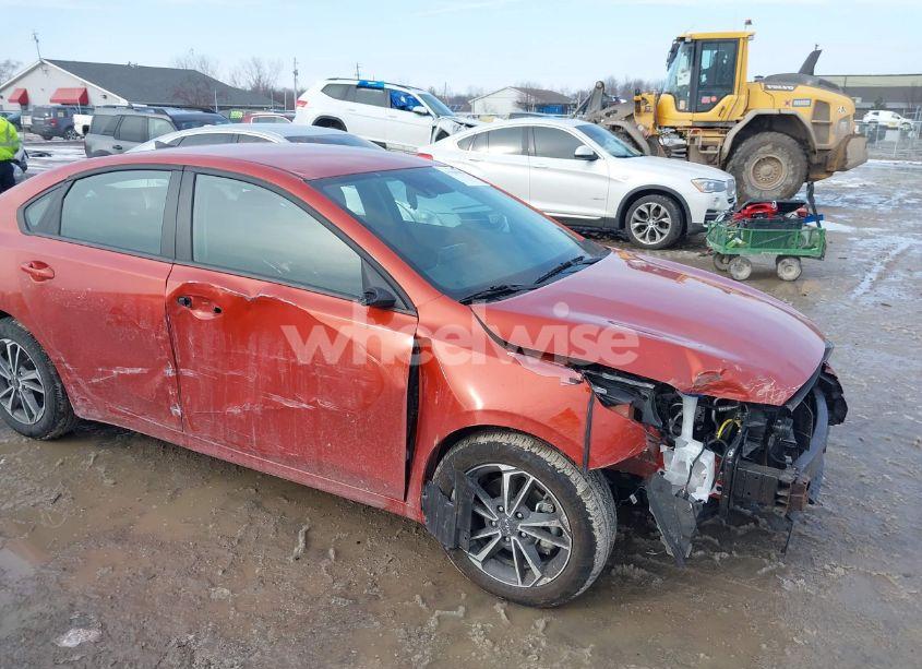 Photo 6 of 2024 Kia Forte LXS (VIN 3KPF24AD4RE726901)