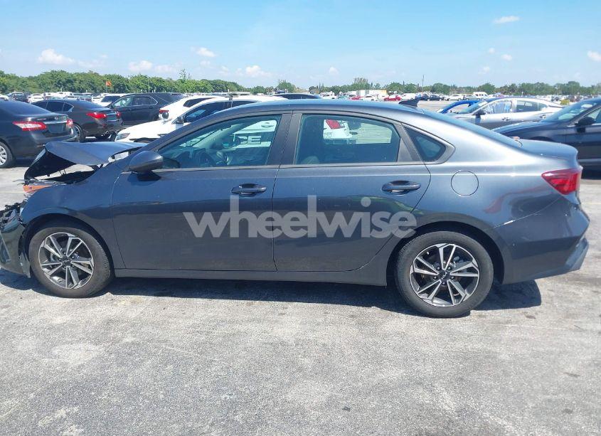Photo 14 of 2024 Kia Forte LXS (VIN 3KPF24AD4RE727336)