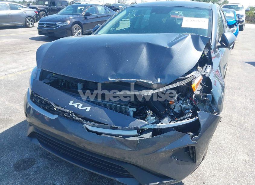 Photo 6 of 2024 Kia Forte LXS (VIN 3KPF24AD4RE727336)