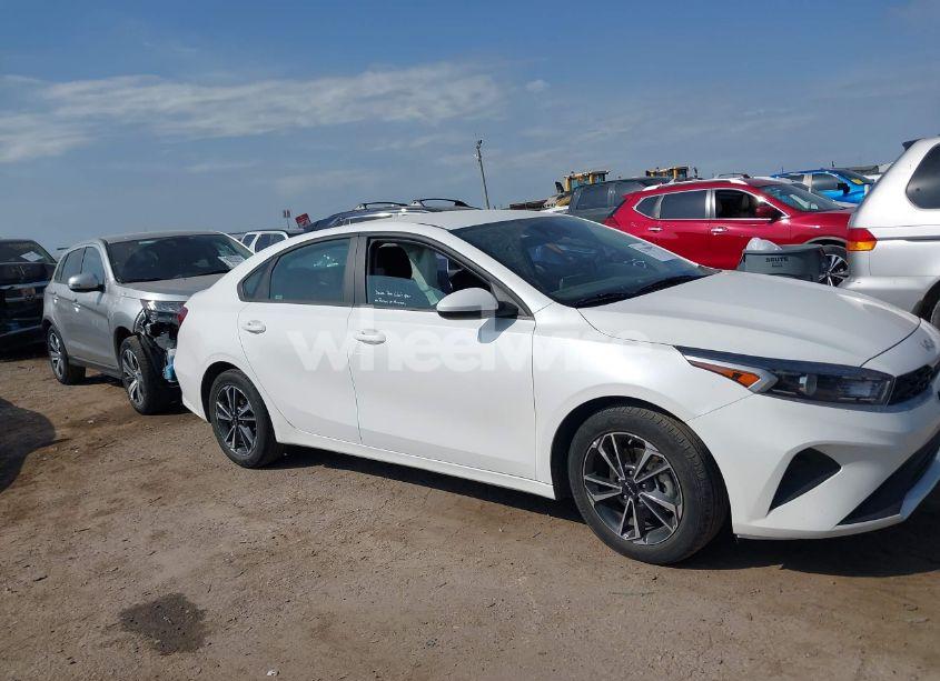 Photo 13 of 2024 Kia Forte LXS (VIN 3KPF24AD4RE728857)