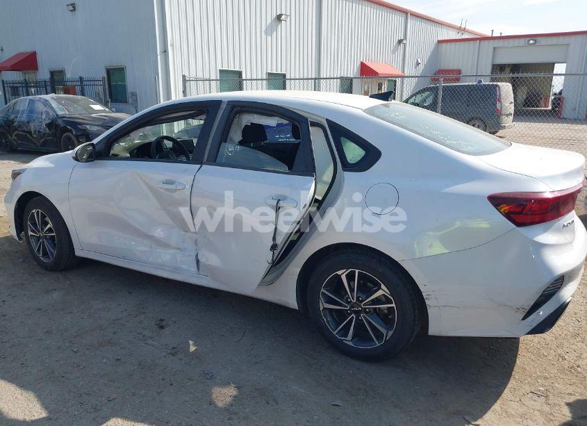 Photo 14 of 2024 Kia Forte LXS (VIN 3KPF24AD4RE728857)