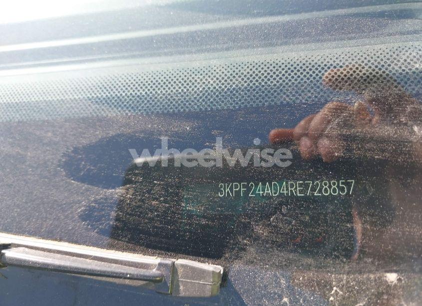 Photo 9 of 2024 Kia Forte LXS (VIN 3KPF24AD4RE728857)