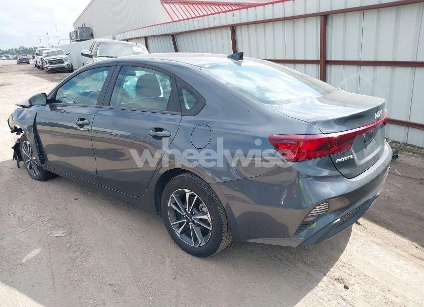 Photo 3 of 2024 Kia Forte LXS (VIN 3KPF24AD4RE734559)