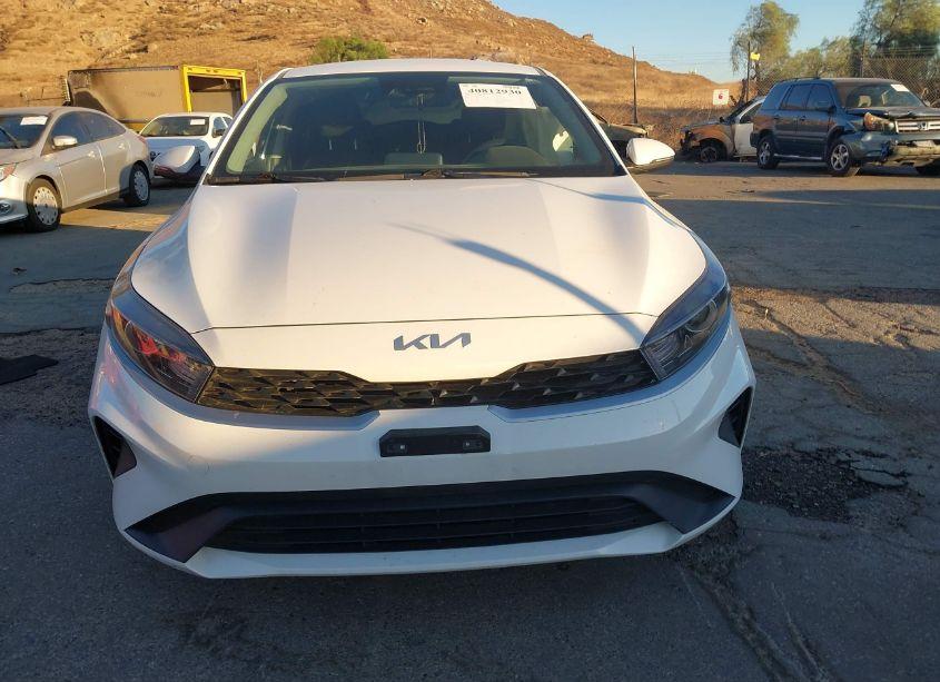 Photo 12 of 2024 Kia Forte LXS (VIN 3KPF24AD4RE738224)