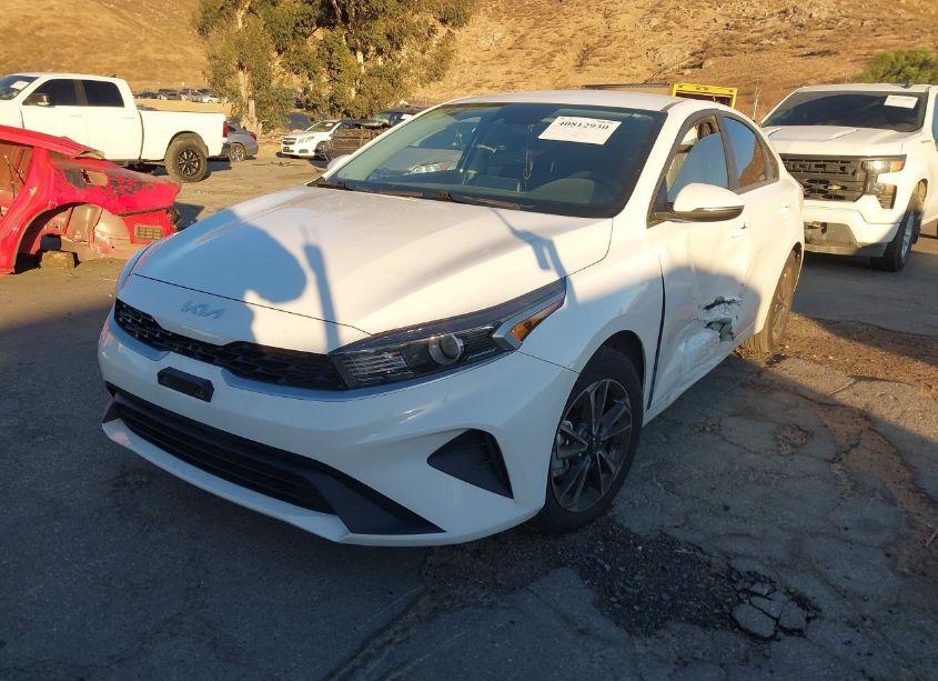 Photo 2 of 2024 Kia Forte LXS (VIN 3KPF24AD4RE738224)