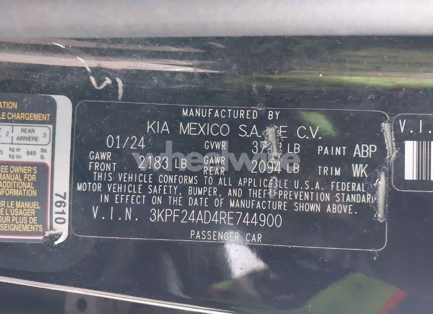 Photo 9 of 2024 Kia Forte LXS (VIN 3KPF24AD4RE744900)