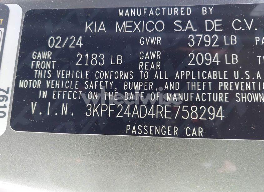 Photo 9 of 2024 Kia Forte LXS (VIN 3KPF24AD4RE758294)