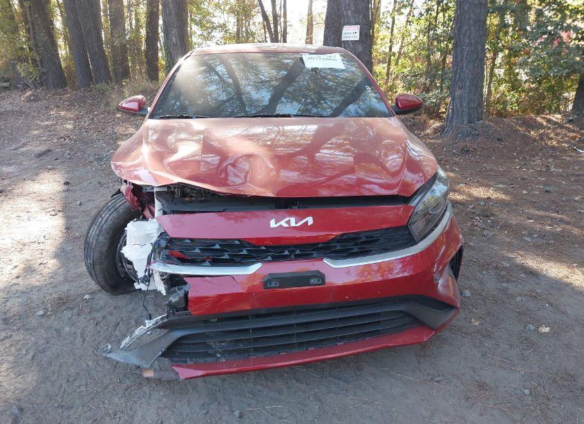 Photo 12 of 2024 Kia Forte LXS (VIN 3KPF24AD4RE759428)