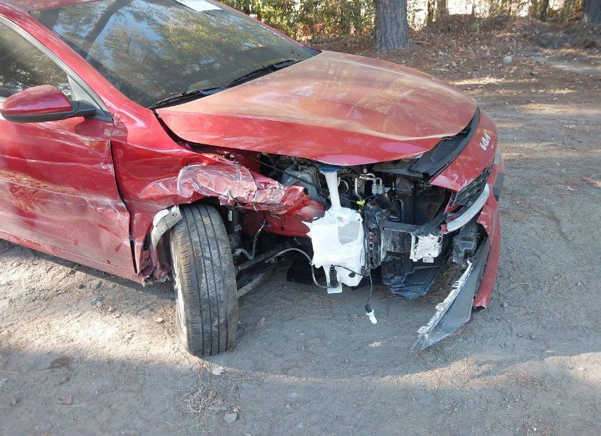 Photo 6 of 2024 Kia Forte LXS (VIN 3KPF24AD4RE759428)