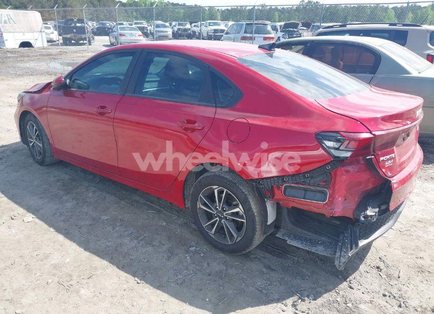 Photo 3 of 2024 Kia Forte LXS (VIN 3KPF24AD4RE805226)