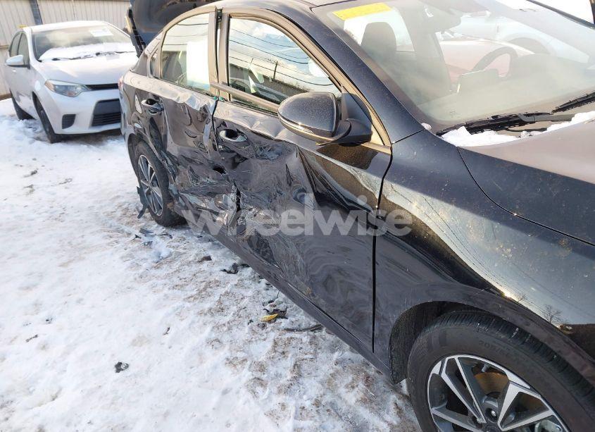 Photo 6 of 2024 Kia Forte LXS (VIN 3KPF24AD4RE812015)