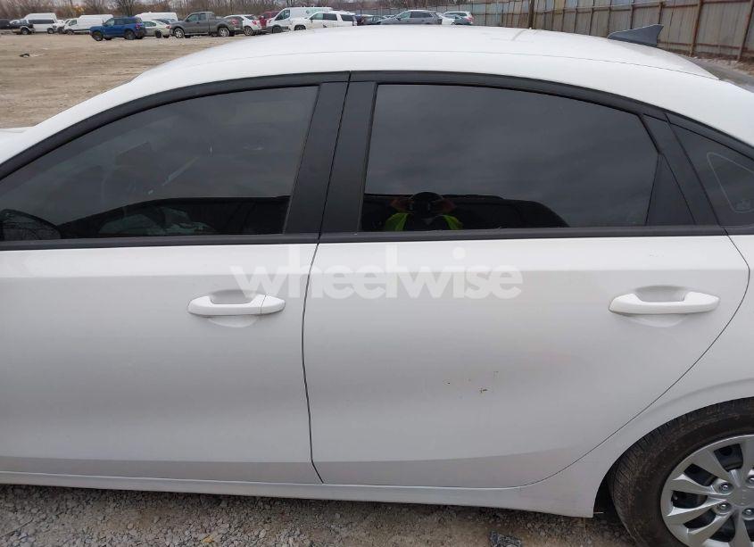 Photo 15 of 2024 Kia Forte LX (VIN 3KPF24AD4RE816744)