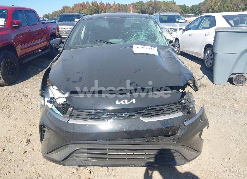 Photo 13 of 2024 Kia Forte LXS (VIN 3KPF24AD4RE824245)