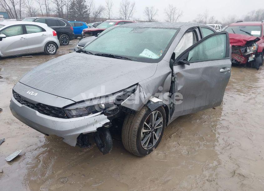 Photo 2 of 2024 Kia Forte LXS (VIN 3KPF24AD4RE828232)