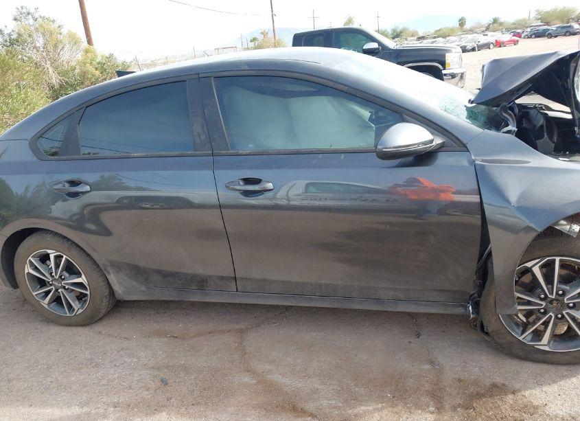 Photo 13 of 2024 Kia Forte LXS (VIN 3KPF24AD4RE837898)