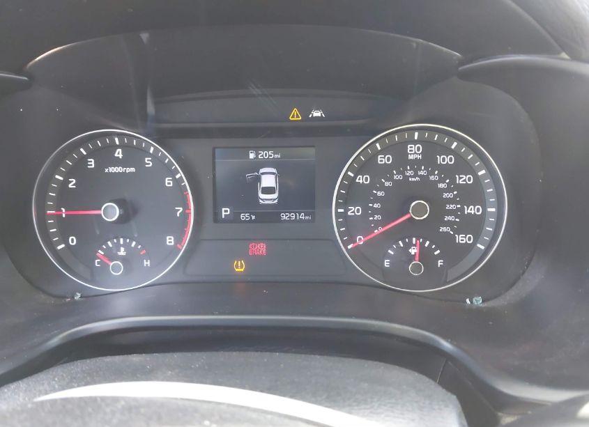 Photo 7 of 2019 Kia Forte LXS (VIN 3KPF24AD5KE032675)